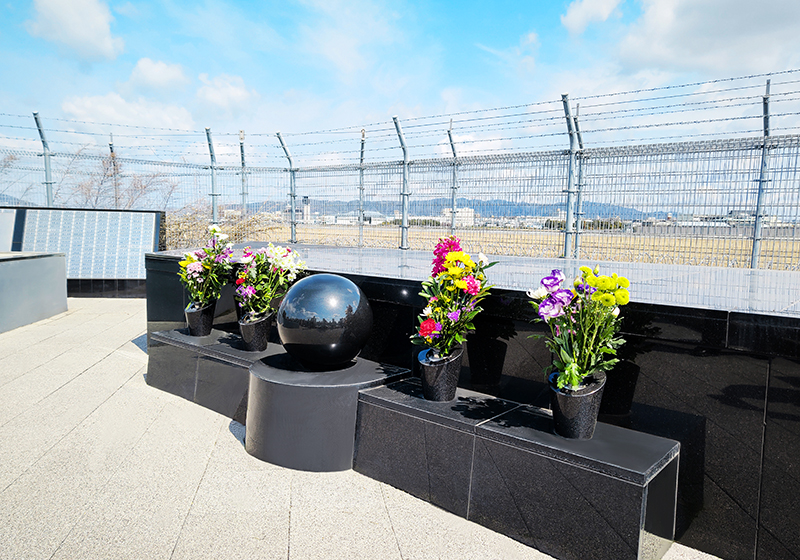 伊丹市神津墓地合葬式墓地写真